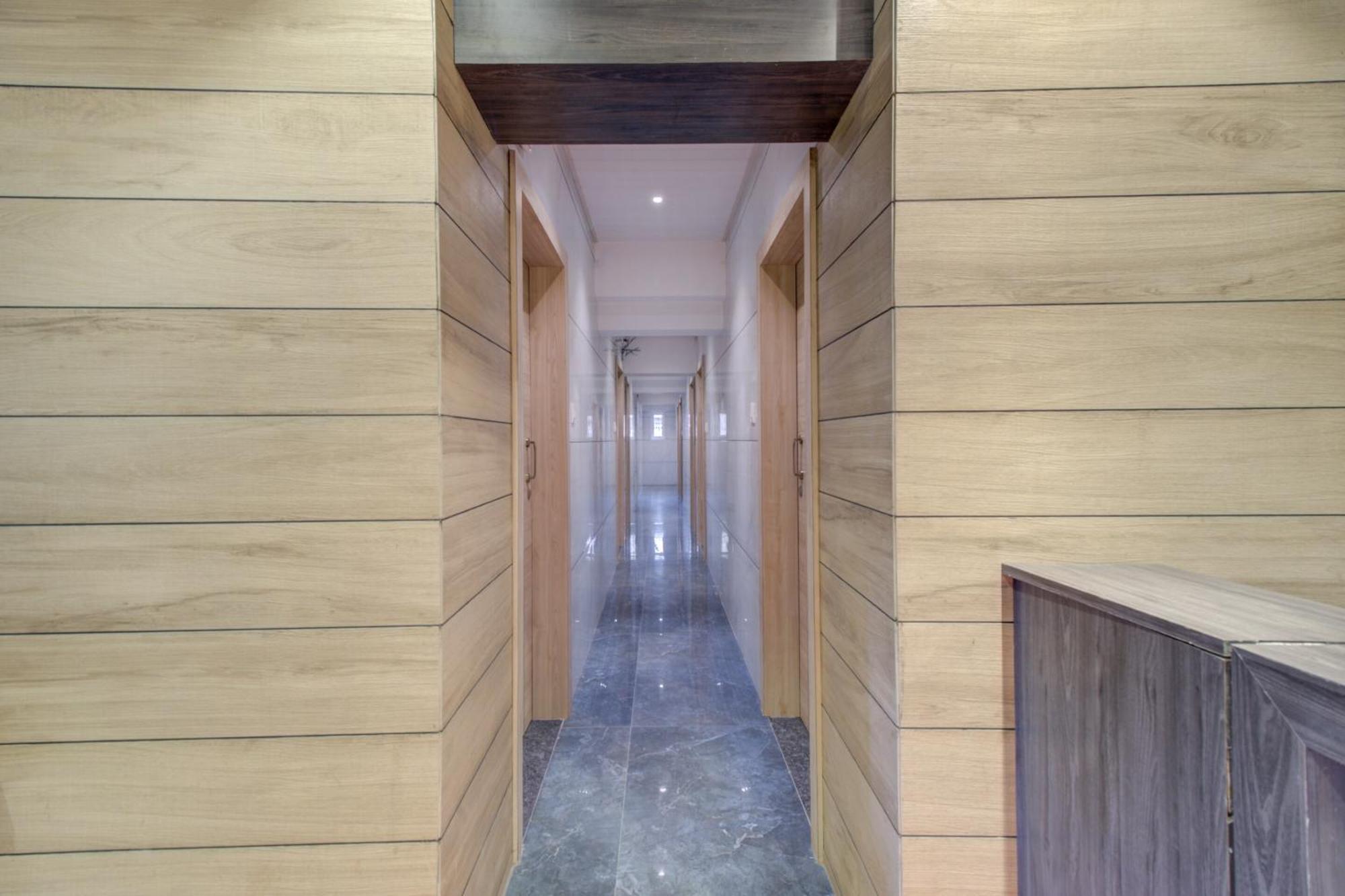 Hotel Spring Residency Mumbai  Buitenkant foto