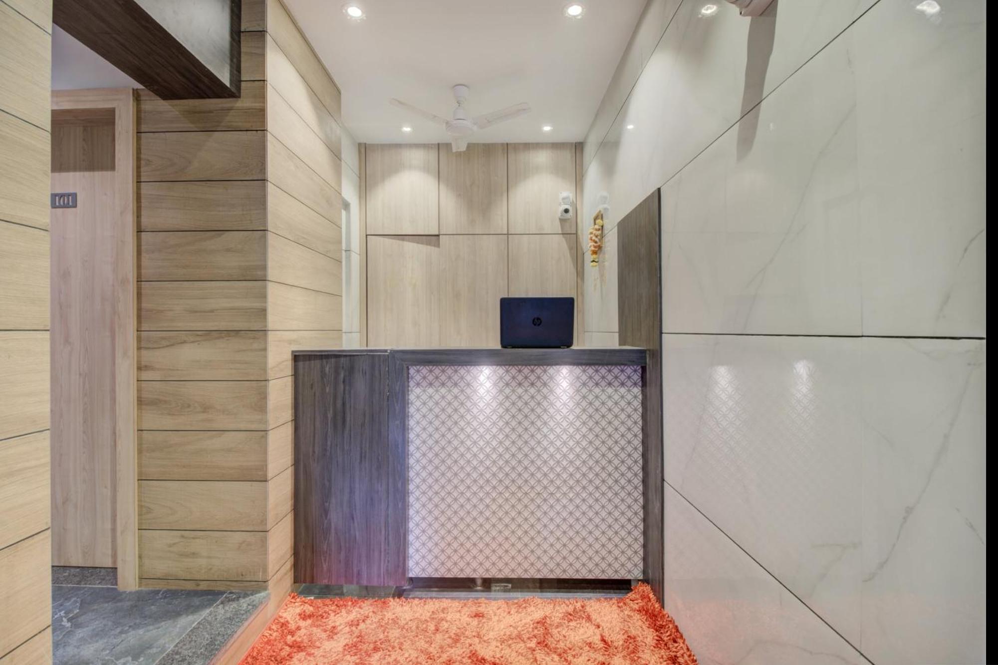 Hotel Spring Residency Mumbai  Buitenkant foto