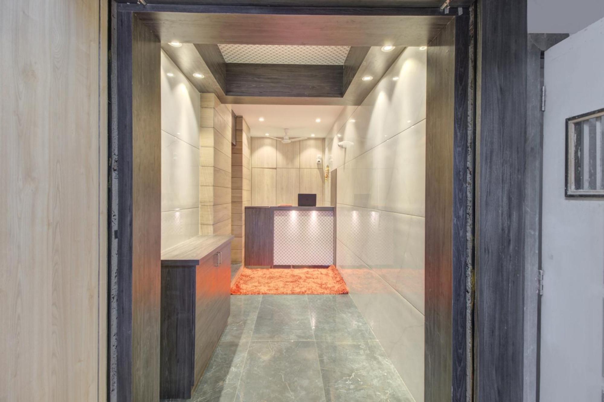 Hotel Spring Residency Mumbai  Buitenkant foto